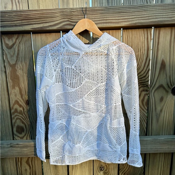 New with tags! Alala Pullover White Lace Boho Crochet New Sz. XS - Picture 3 of 8